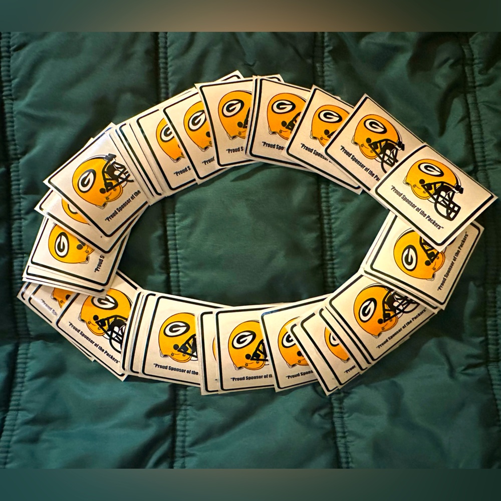 🧀🏈 Green Bay Packers stickers - 30 pieces (2”x2”)